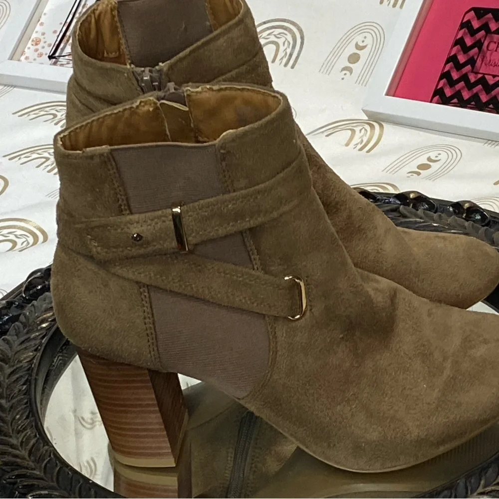 Charles Albert Taupe Ankle Booties
